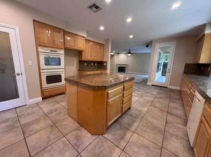 1661 Baines Ave, Sacramento, CA 95835 Photo