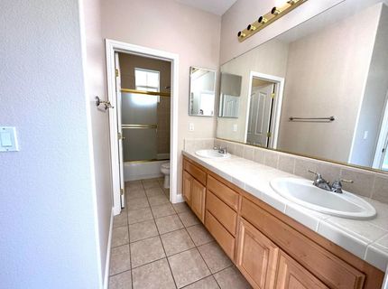 1661 Baines Ave, Sacramento, CA 95835 Photo