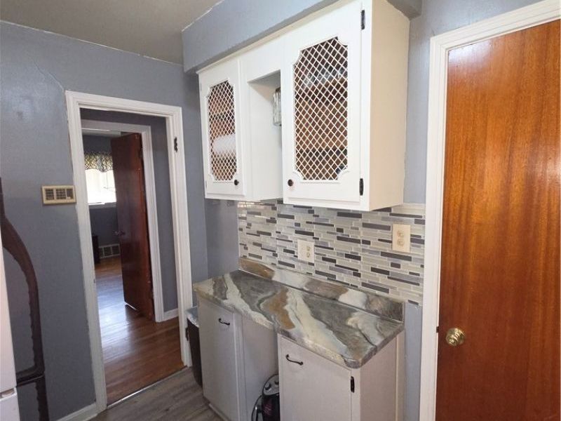 4148 E 189th Street, Cleveland, OH 44122 Photo 6