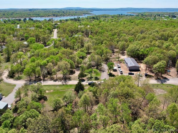 20 Duchess Creek , Porum, OK 74455