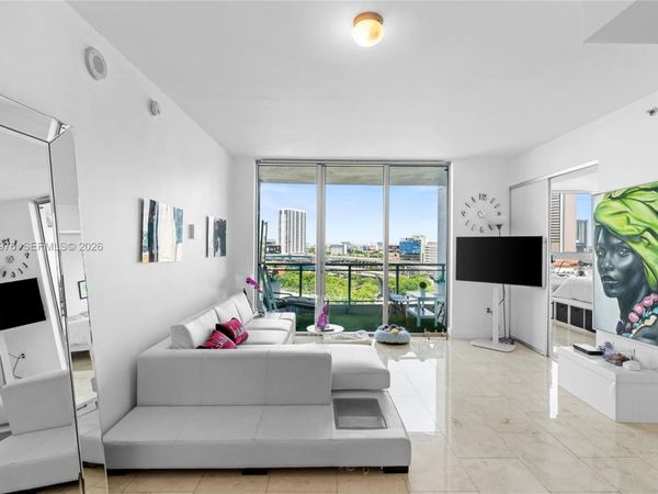 90 SW 3rd St , Unit 1209, Miami, FL 33130