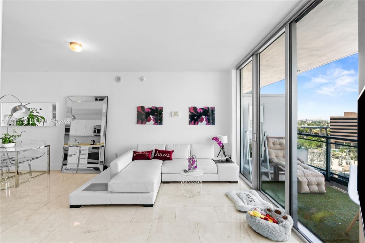 90 SW 3rd St, Unit 1209, Miami, FL 33130 Photo