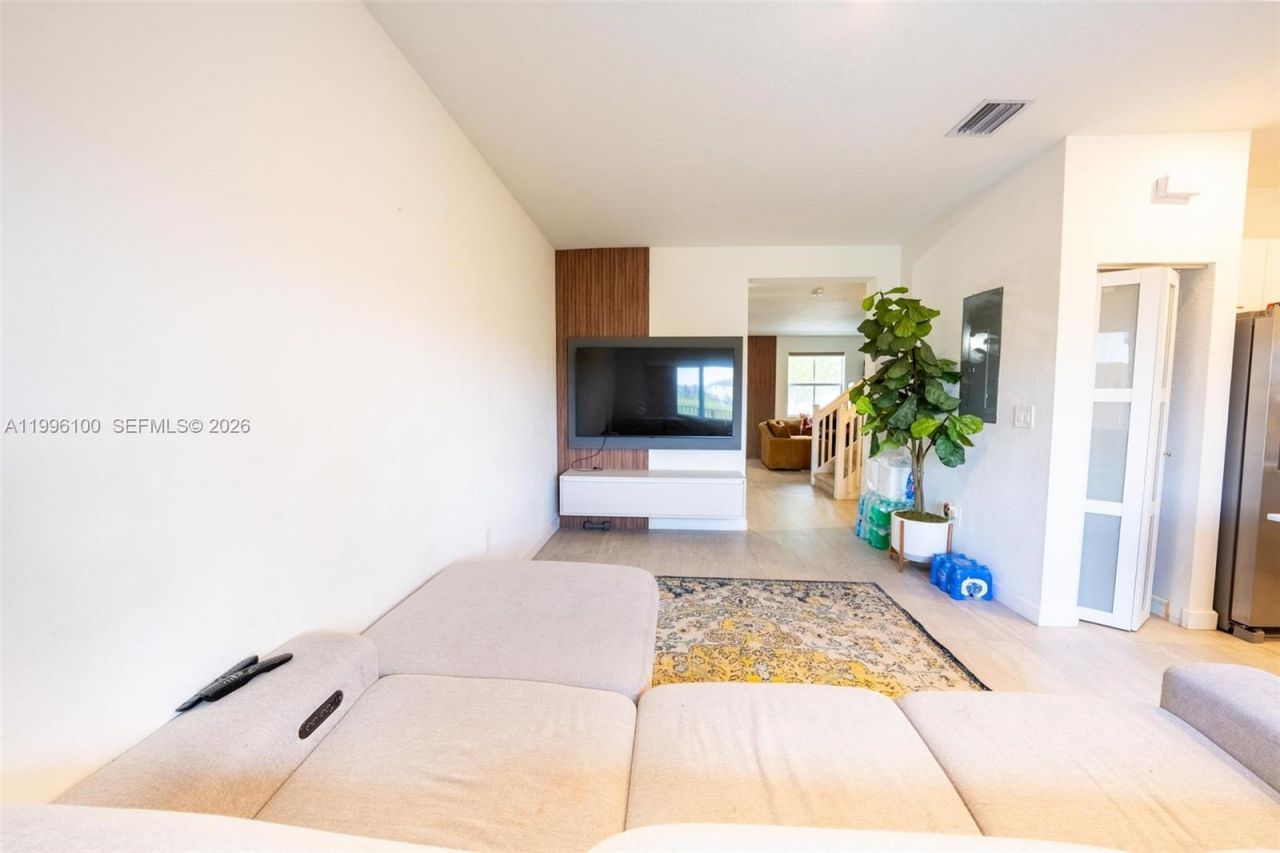 12448 NW 23rd Ct, Miami, FL 33167 Photo