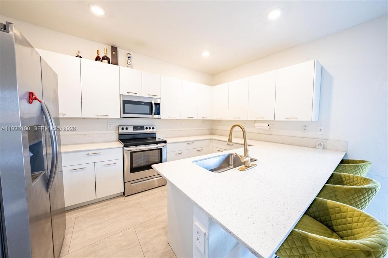 12448 NW 23rd Ct, Miami, FL 33167 Photo