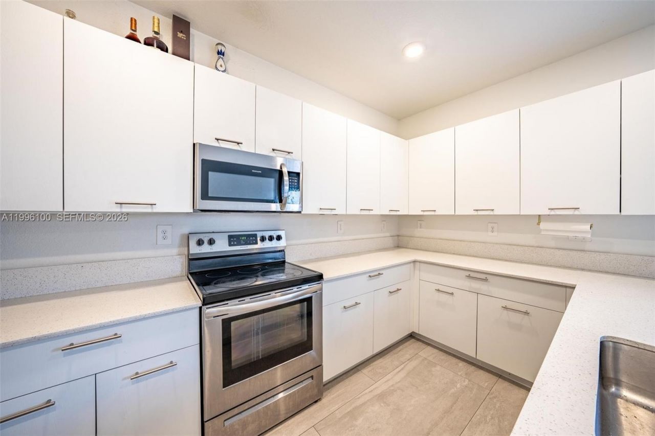 12448 NW 23rd Ct, Miami, FL 33167 Photo