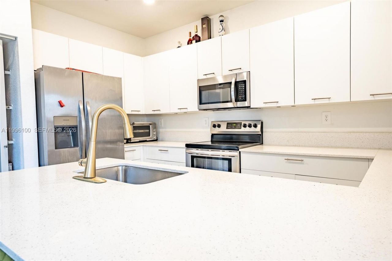 12448 NW 23rd Ct, Miami, FL 33167 Photo