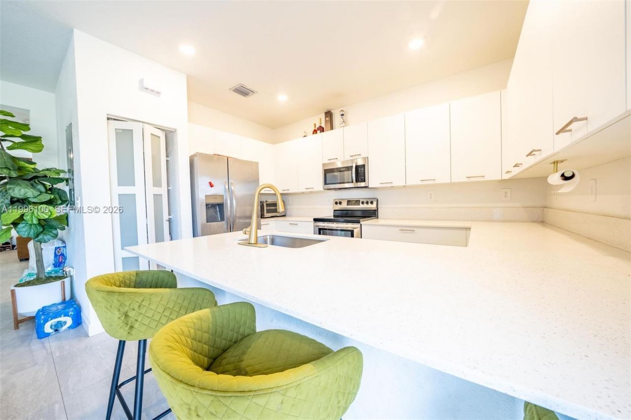 12448 NW 23rd Ct, Miami, FL 33167 Photo