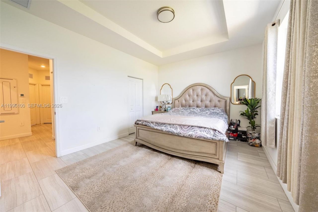 12448 NW 23rd Ct, Miami, FL 33167 Photo