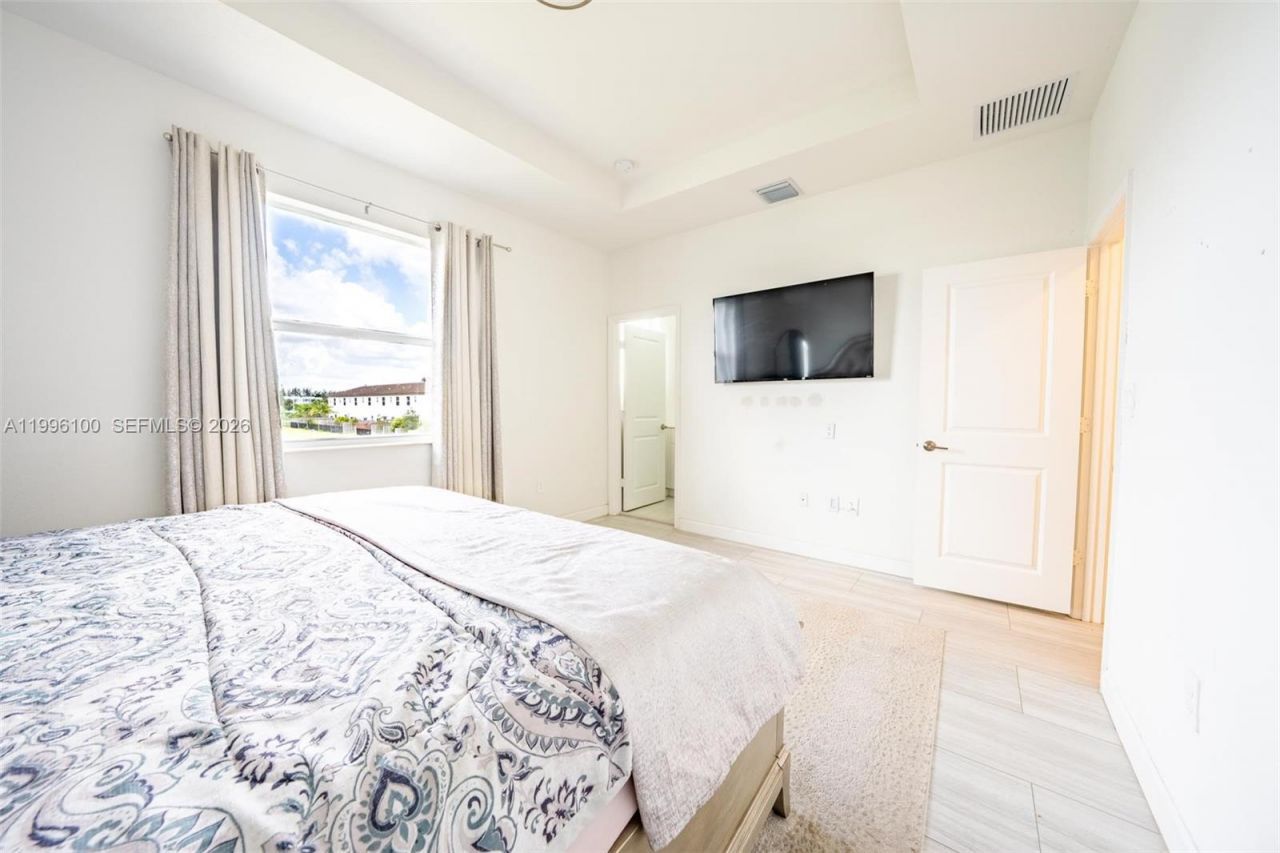 12448 NW 23rd Ct, Miami, FL 33167 Photo