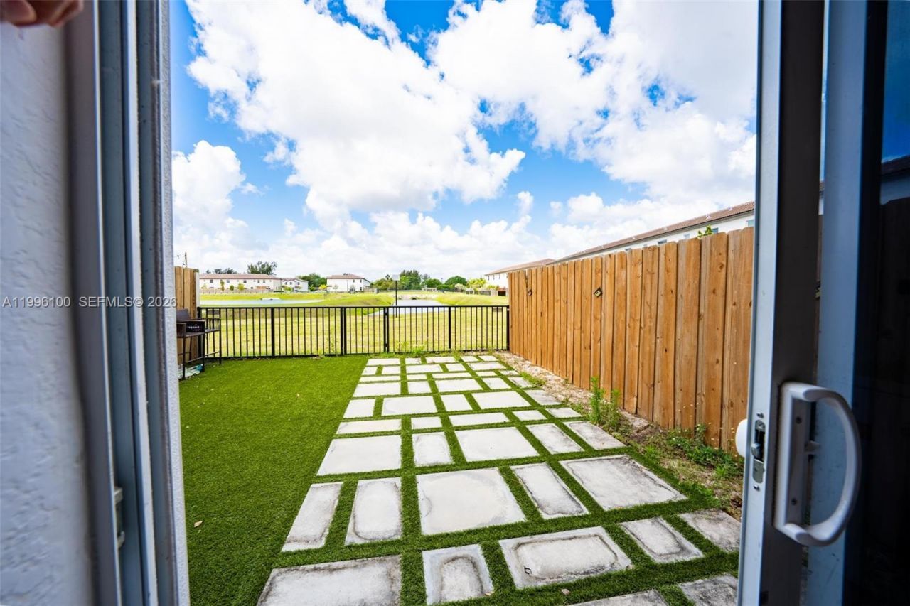 12448 NW 23rd Ct, Miami, FL 33167 Photo