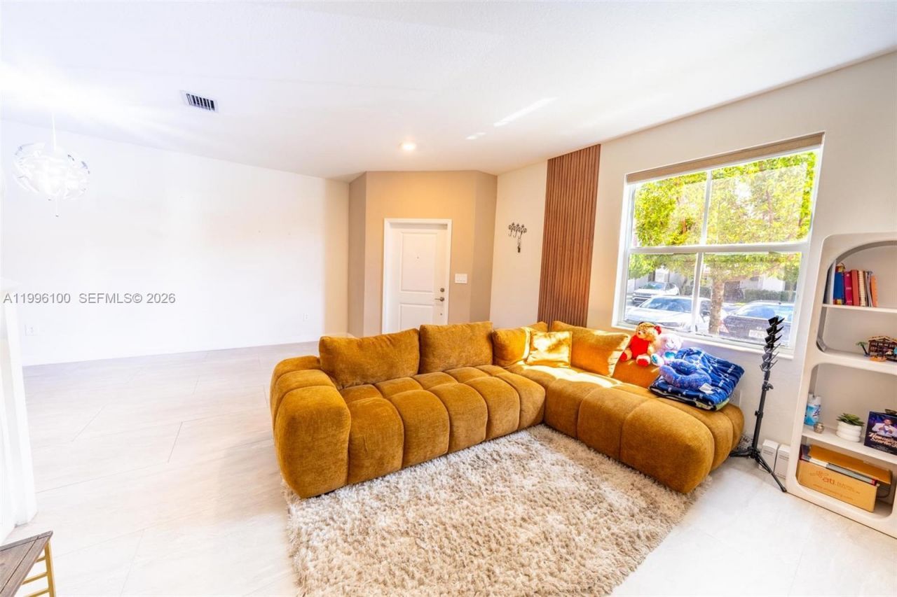 12448 NW 23rd Ct, Miami, FL 33167 Photo