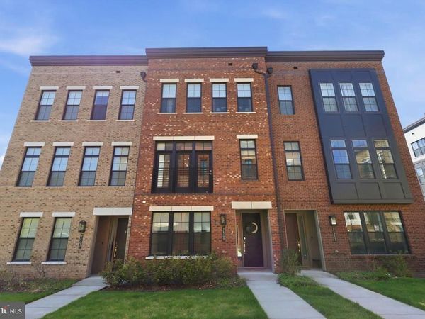 7509 SAWYER FARM WAY, Unit 2002, MCLEAN, VA 22102