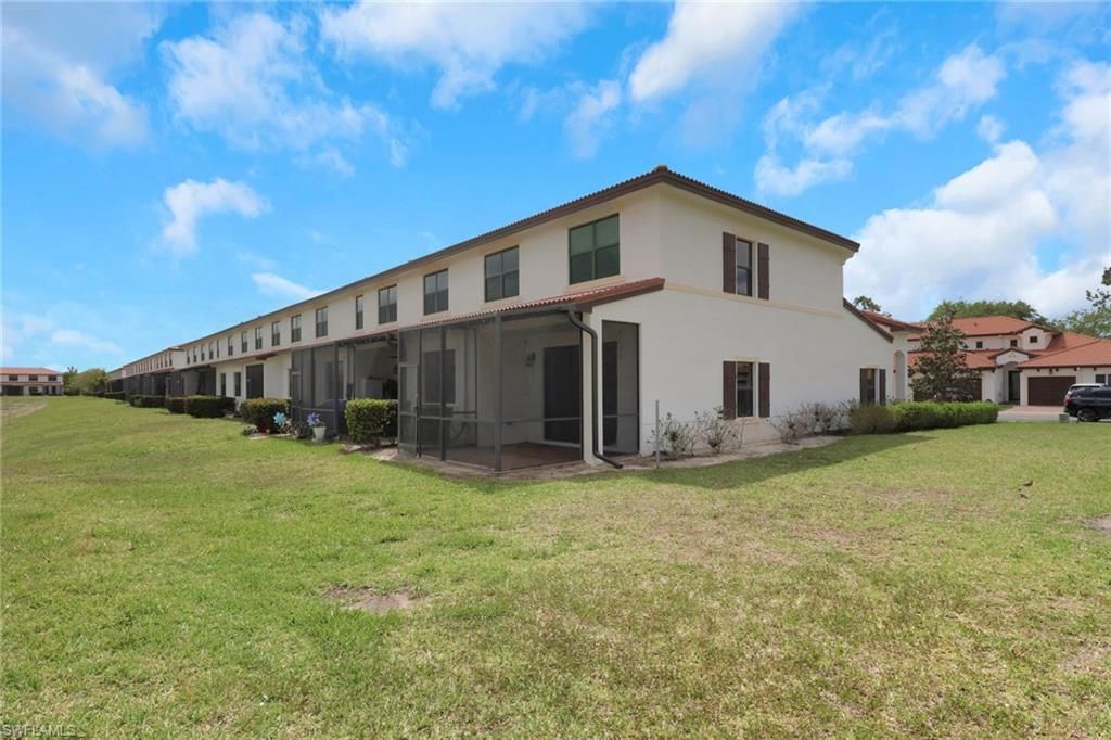 7738 Bristol Cir, Naples, FL 34120 Photo