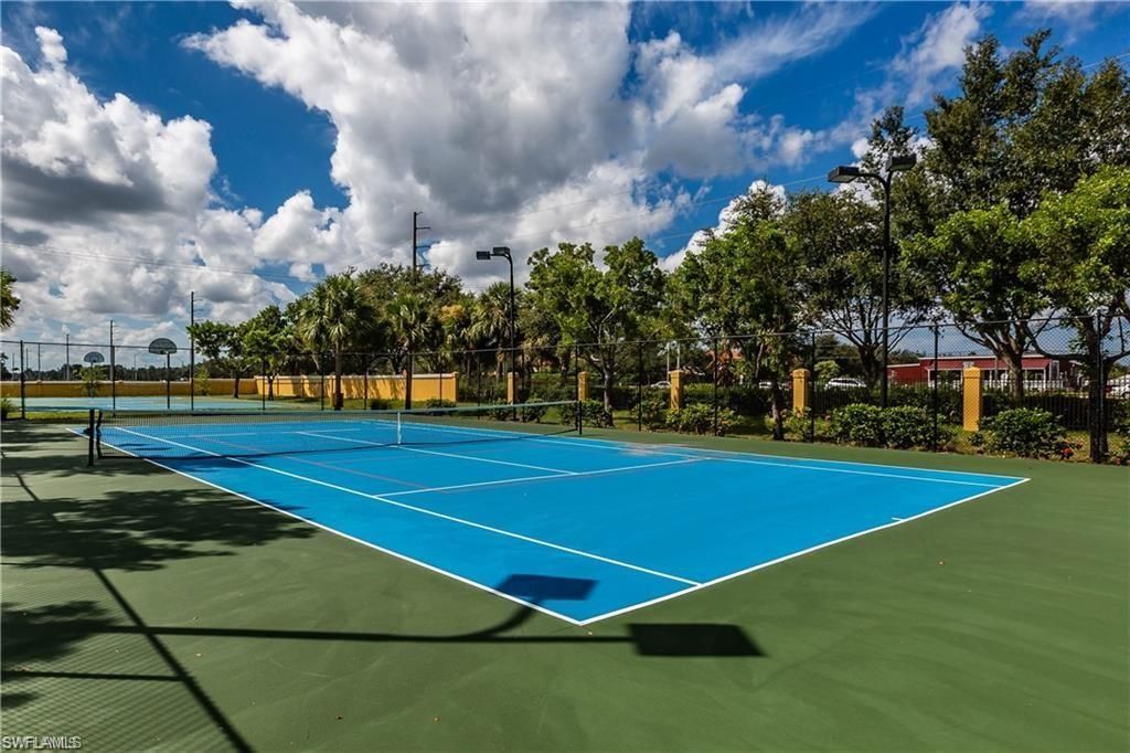 7738 Bristol Cir, Naples, FL 34120 Photo