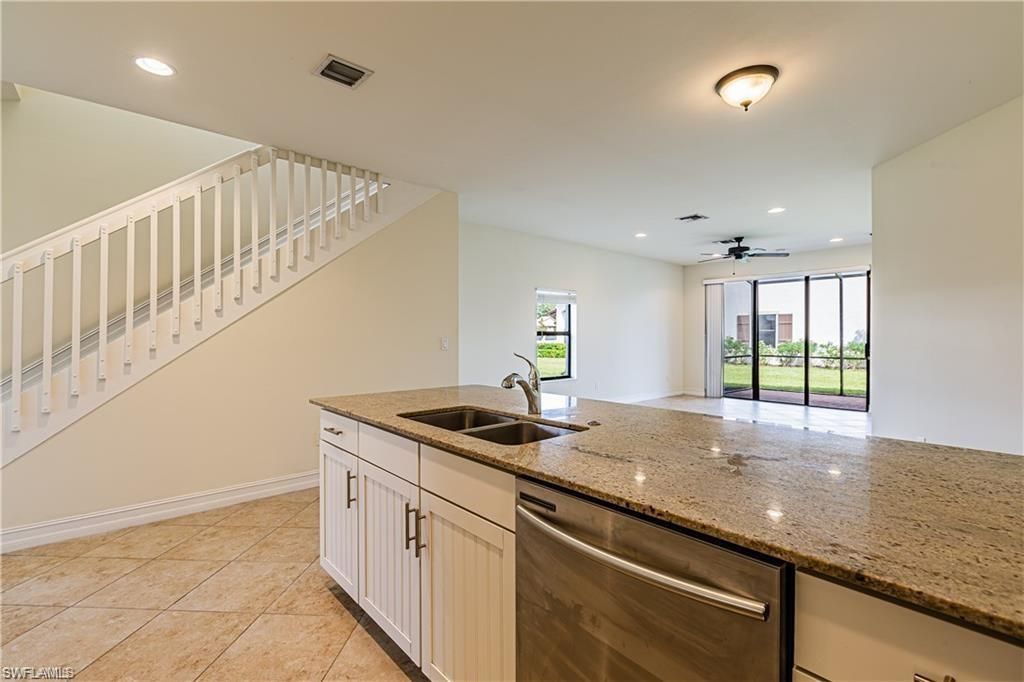 7738 Bristol Cir, Naples, FL 34120 Photo