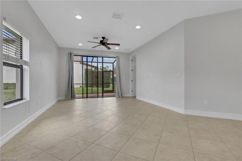 7738 Bristol Cir, Naples, FL 34120 Photo