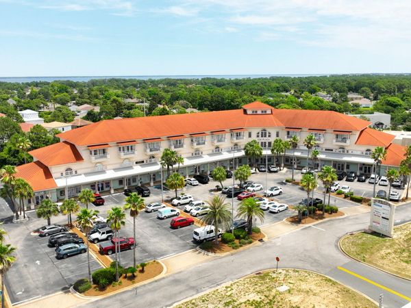 4507 Furling Lane, Unit 302, Destin, FL 32541