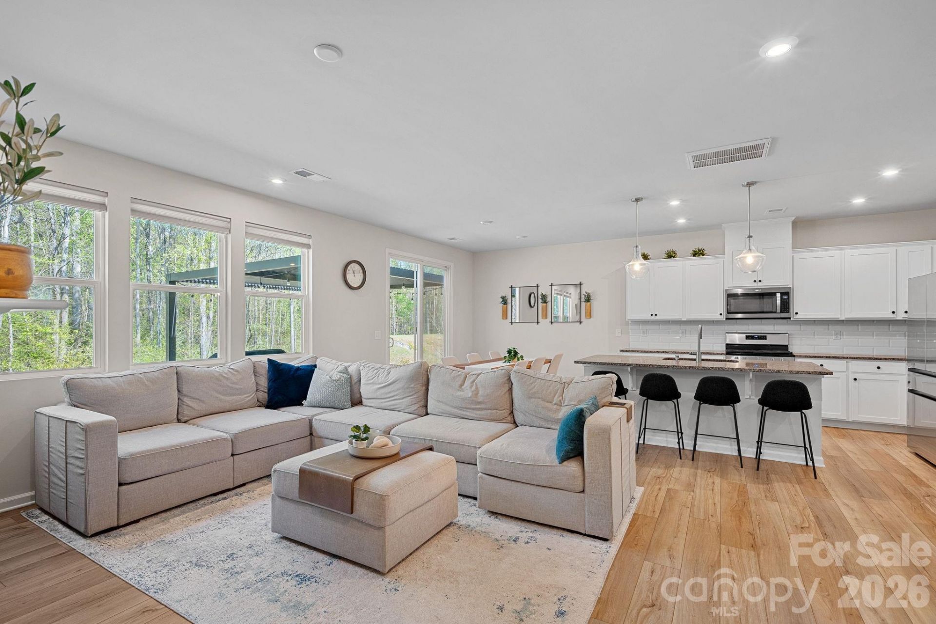 4229 Matindale Way, Charlotte, NC 28216 Main Photo