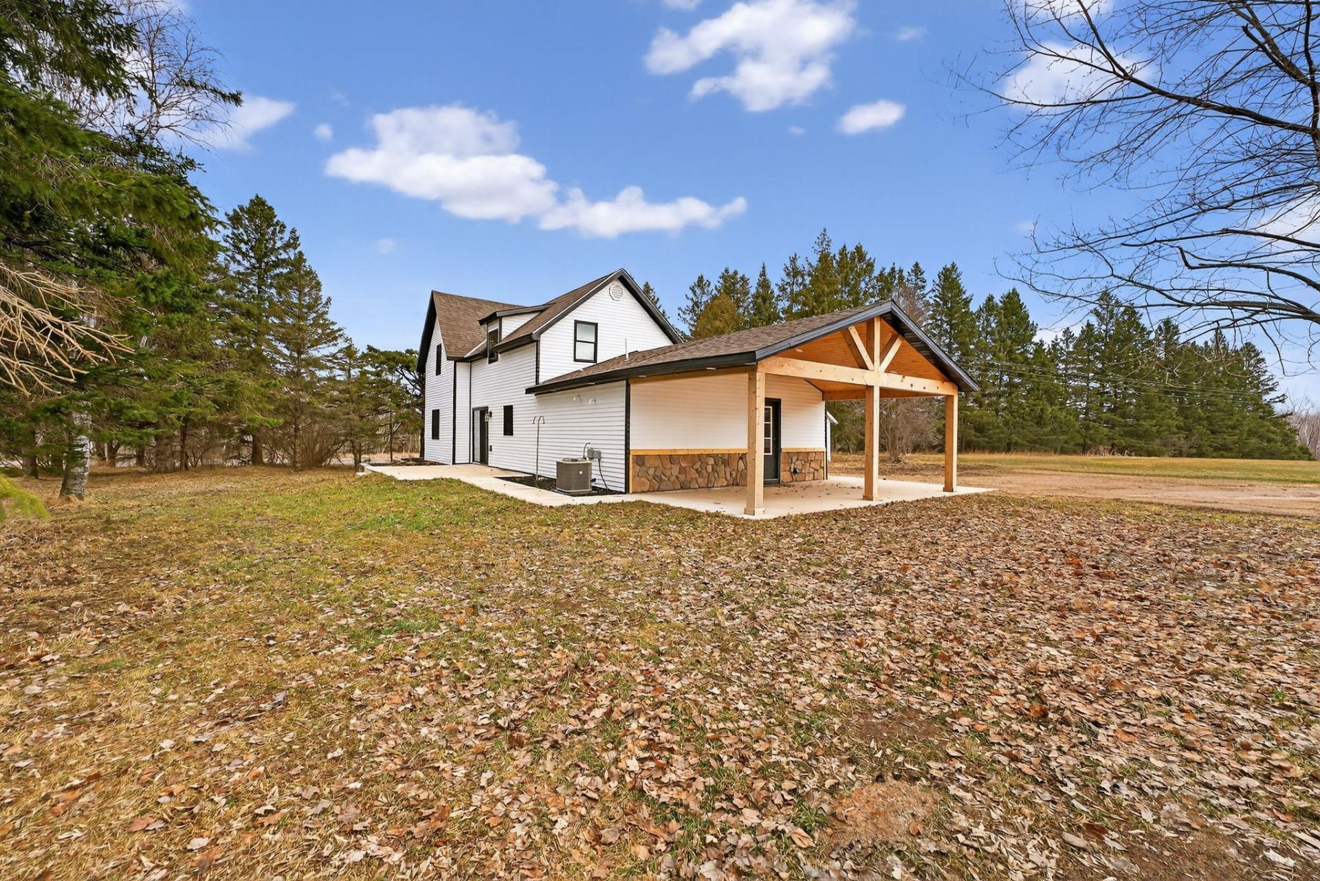 5198 State Highway 23, Brook Park, MN 55007