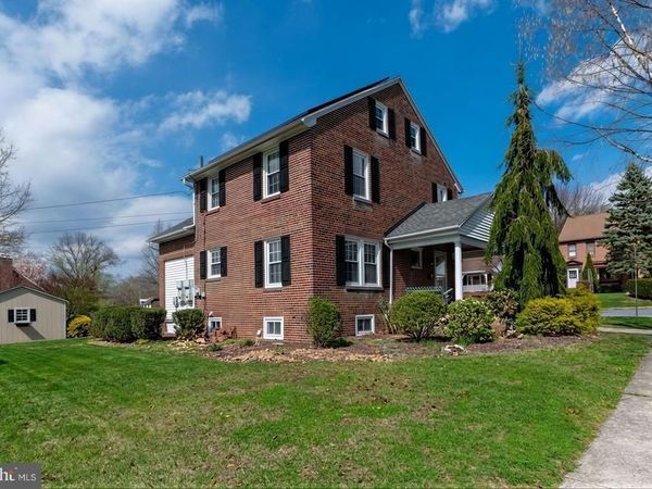 235 PENNSYLVANIA AVENUE, SHILLINGTON, PA 19607