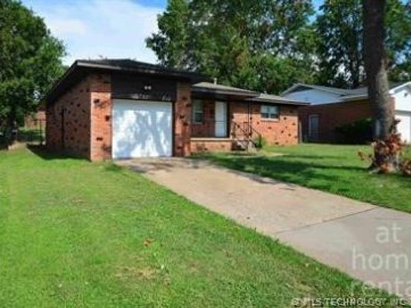2165 S 74th East Avenue , Tulsa, OK 74129
