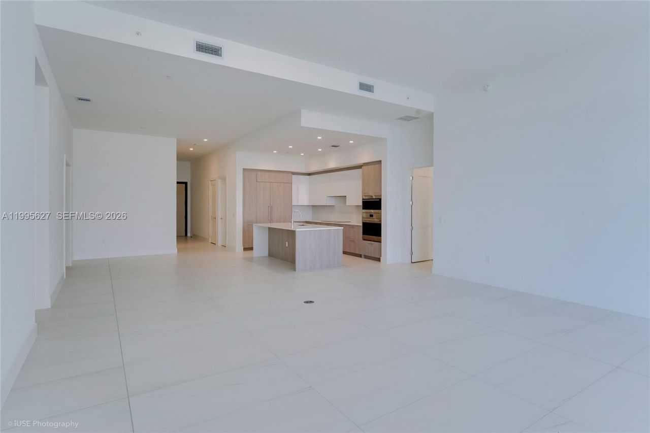 153 N Seabreeze Blvd, Unit 0401-S, Fort Lauderdale, FL 33304 Photo