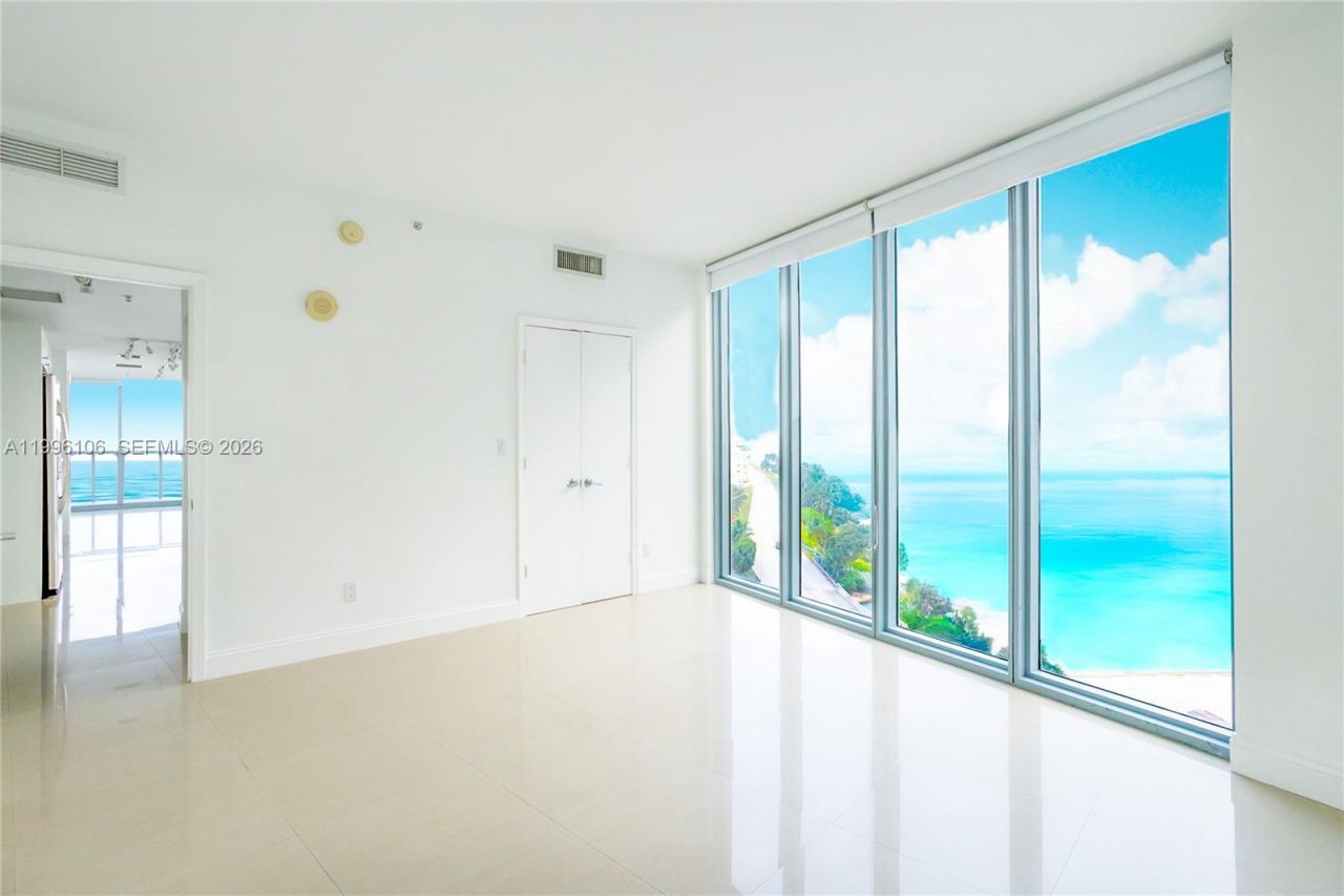 601 NE 36th St, Unit 812, Miami, FL 33137 Photo