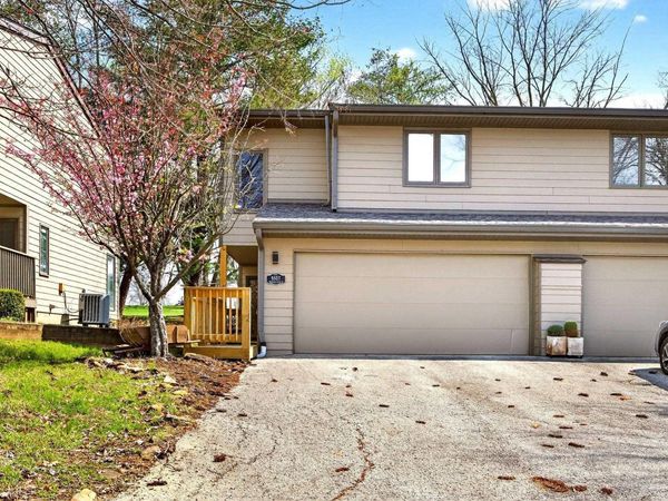 9557 S Lake Ridge Drive, Unit 140, Bloomington, IN 47401