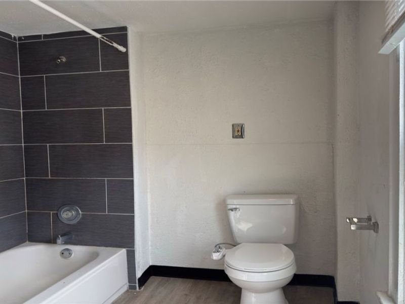 379 Noah Avenue, Akron, OH 44320 Photo 17