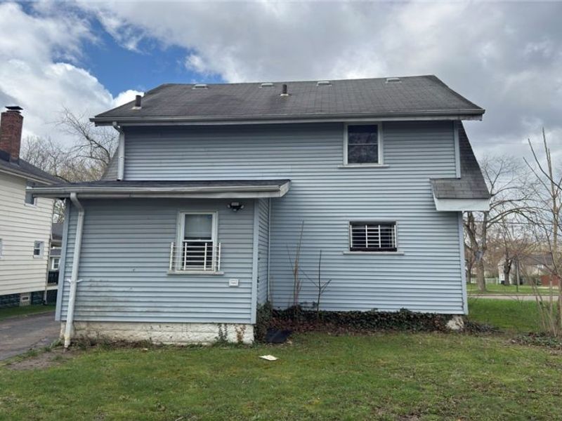 379 Noah Avenue, Akron, OH 44320 Photo 4