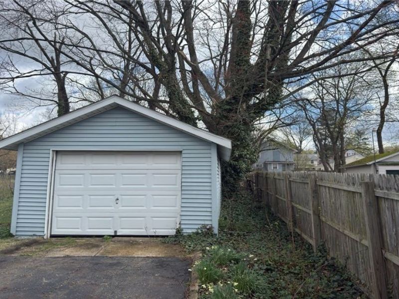 379 Noah Avenue, Akron, OH 44320 Photo 5