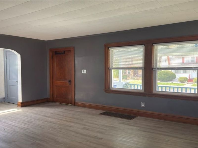 379 Noah Avenue, Akron, OH 44320 Photo 6