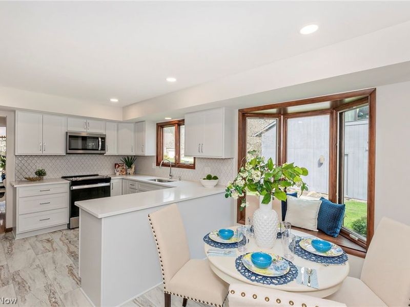 3999 Orangewood Drive, Orange, OH 44122 Photo 10