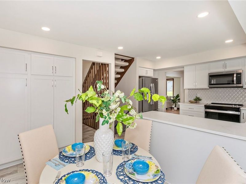 3999 Orangewood Drive, Orange, OH 44122 Photo 12