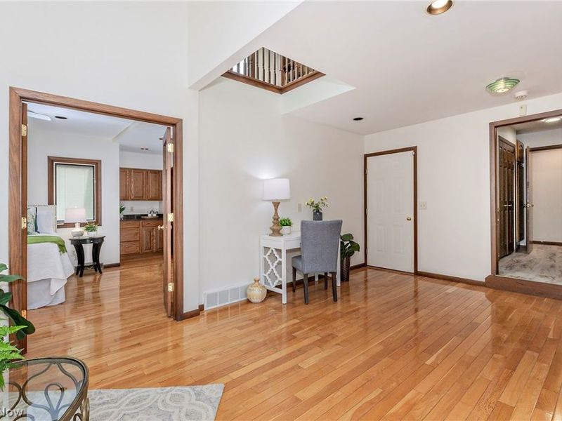 3999 Orangewood Drive, Orange, OH 44122 Photo 21