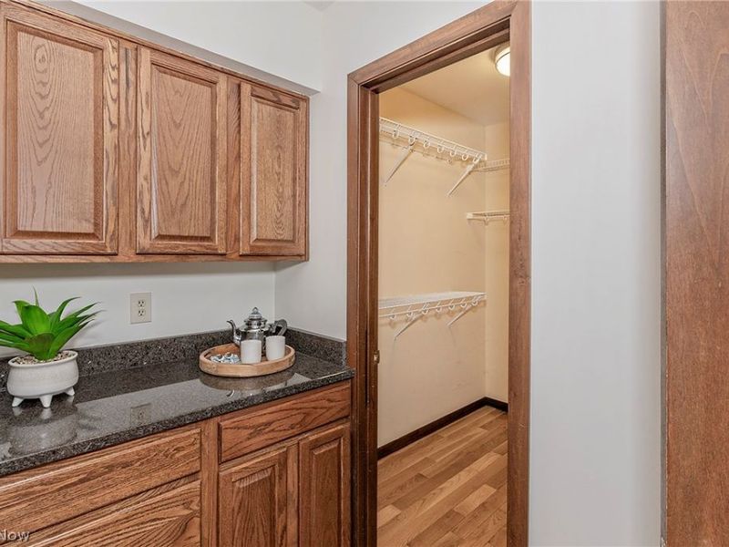 3999 Orangewood Drive, Orange, OH 44122 Photo 24