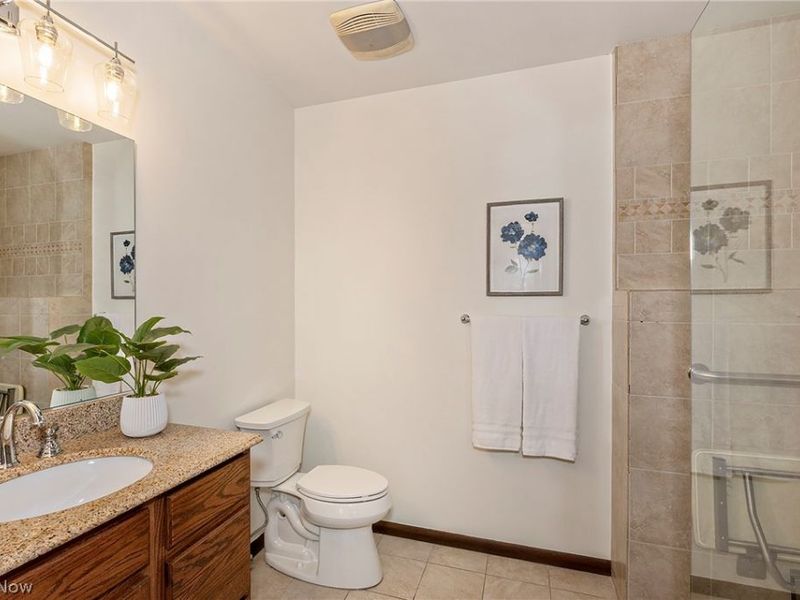 3999 Orangewood Drive, Orange, OH 44122 Photo 25