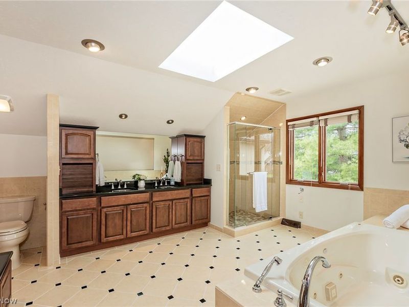 3999 Orangewood Drive, Orange, OH 44122 Photo 30