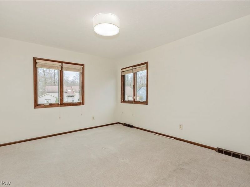 3999 Orangewood Drive, Orange, OH 44122 Photo 34