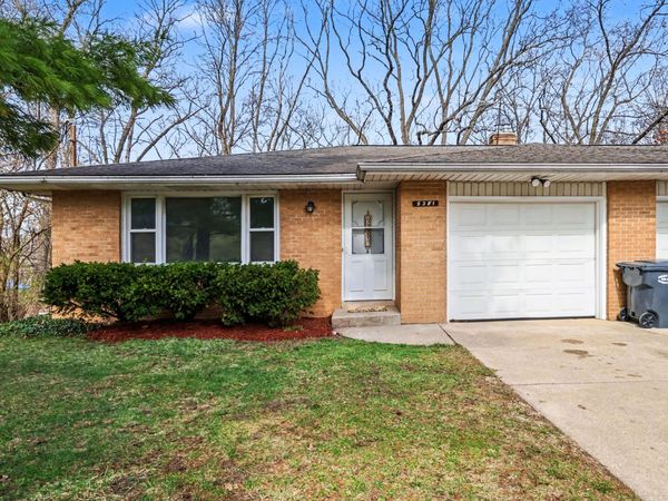 5381 Thayer Avenue, Kalamazoo, MI 49004