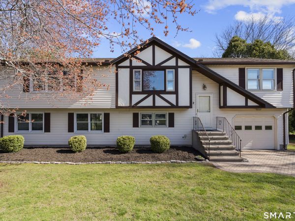 42 Divot, Meriden, CT 06450