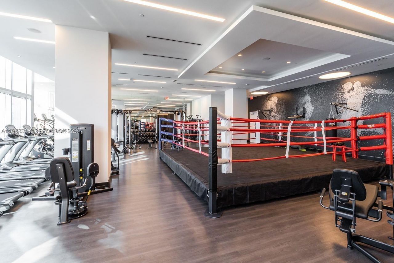 851 NE 1st Ave, Unit 4007, Miami, FL 33132 Photo