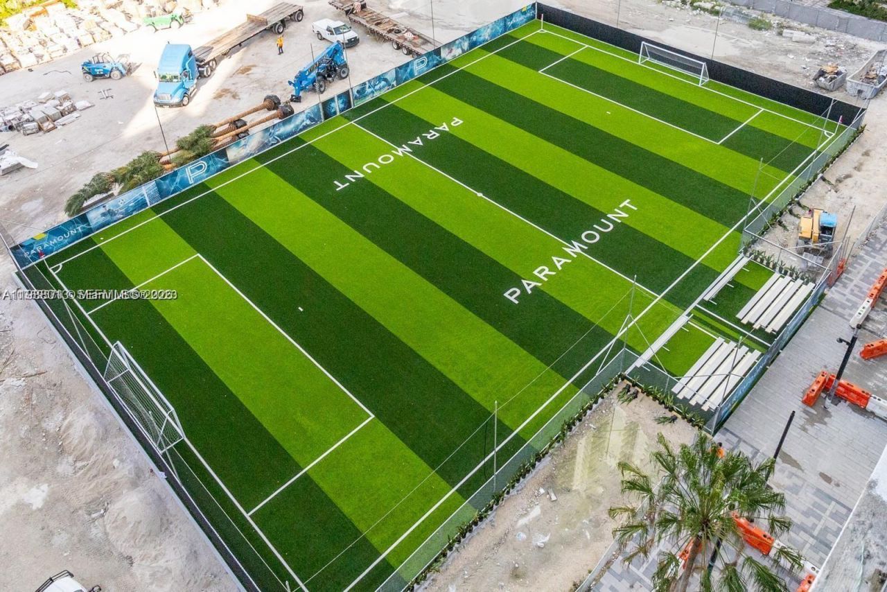 851 NE 1st Ave, Unit 4007, Miami, FL 33132 Photo