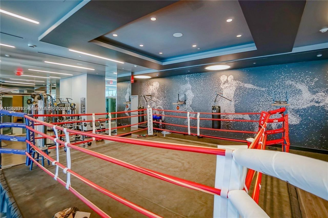 851 NE 1st Ave, Unit 4007, Miami, FL 33132 Photo