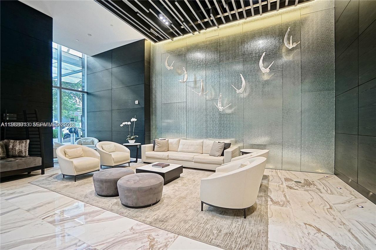 851 NE 1st Ave, Unit 4007, Miami, FL 33132 Photo