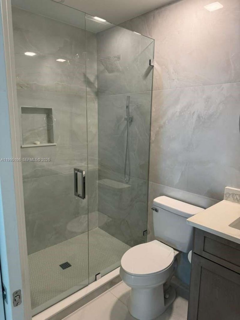 55 N Sewalls Point Rd , Sewalls Point, FL 34996 Photo