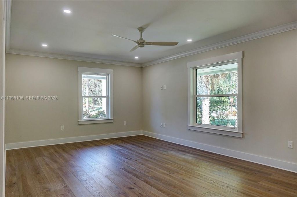 55 N Sewalls Point Rd , Sewalls Point, FL 34996 Photo