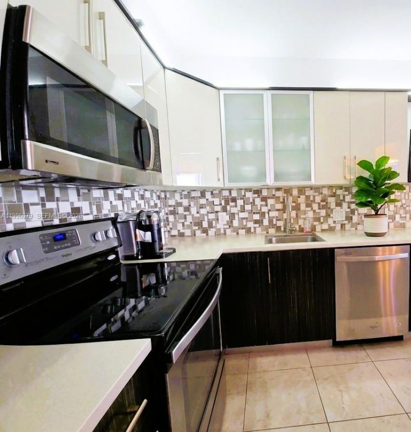 2851 NE 183rd St , Unit 906E, Aventura, FL 33160 Photo