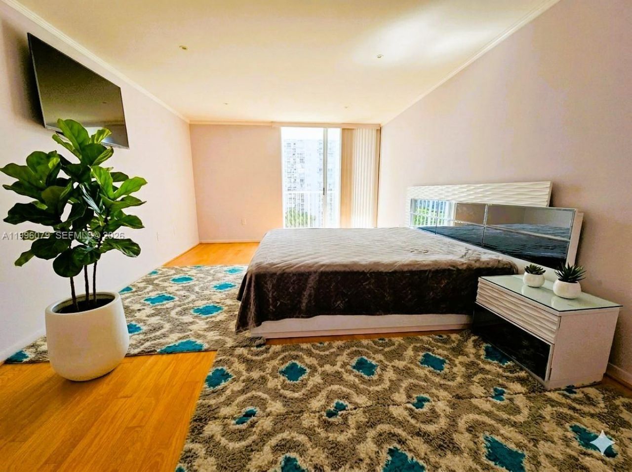 2851 NE 183rd St , Unit 906E, Aventura, FL 33160 Photo