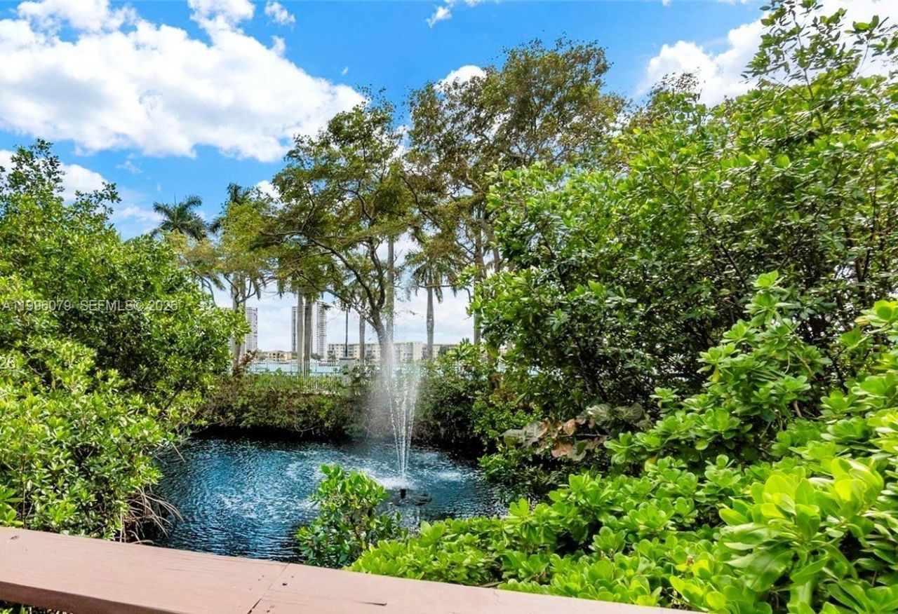 2851 NE 183rd St, Unit 906E, Aventura, FL 33160 Photo